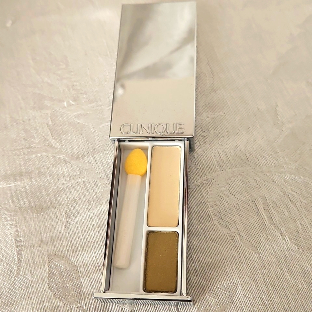 Clinique All About Shadow 05 Safari Duo. - Picture 6 of 7